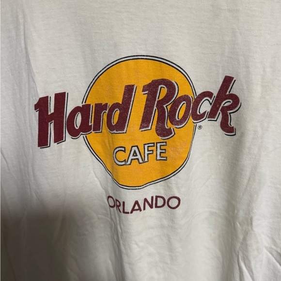 Hard Rock Cafe Classic Logo Tee - Cream and Red - Picture 4 of 9